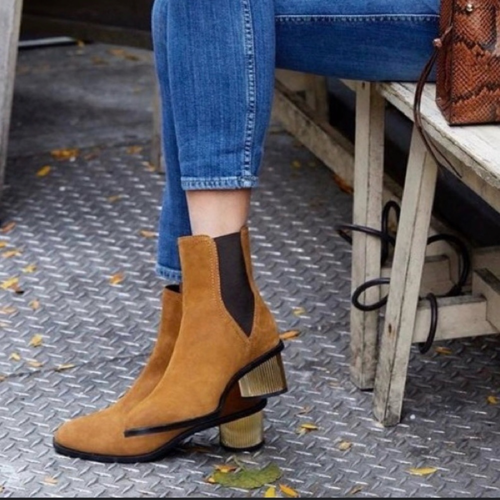 Rebecca Minkoff Darsea Chelsea Boots | Brown Suede | Gold Heel | Size 9